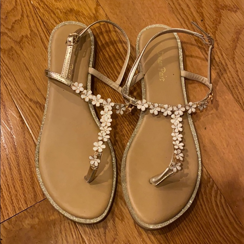 COPY - 💎 5/$20!  Dream Pairs gold sandal